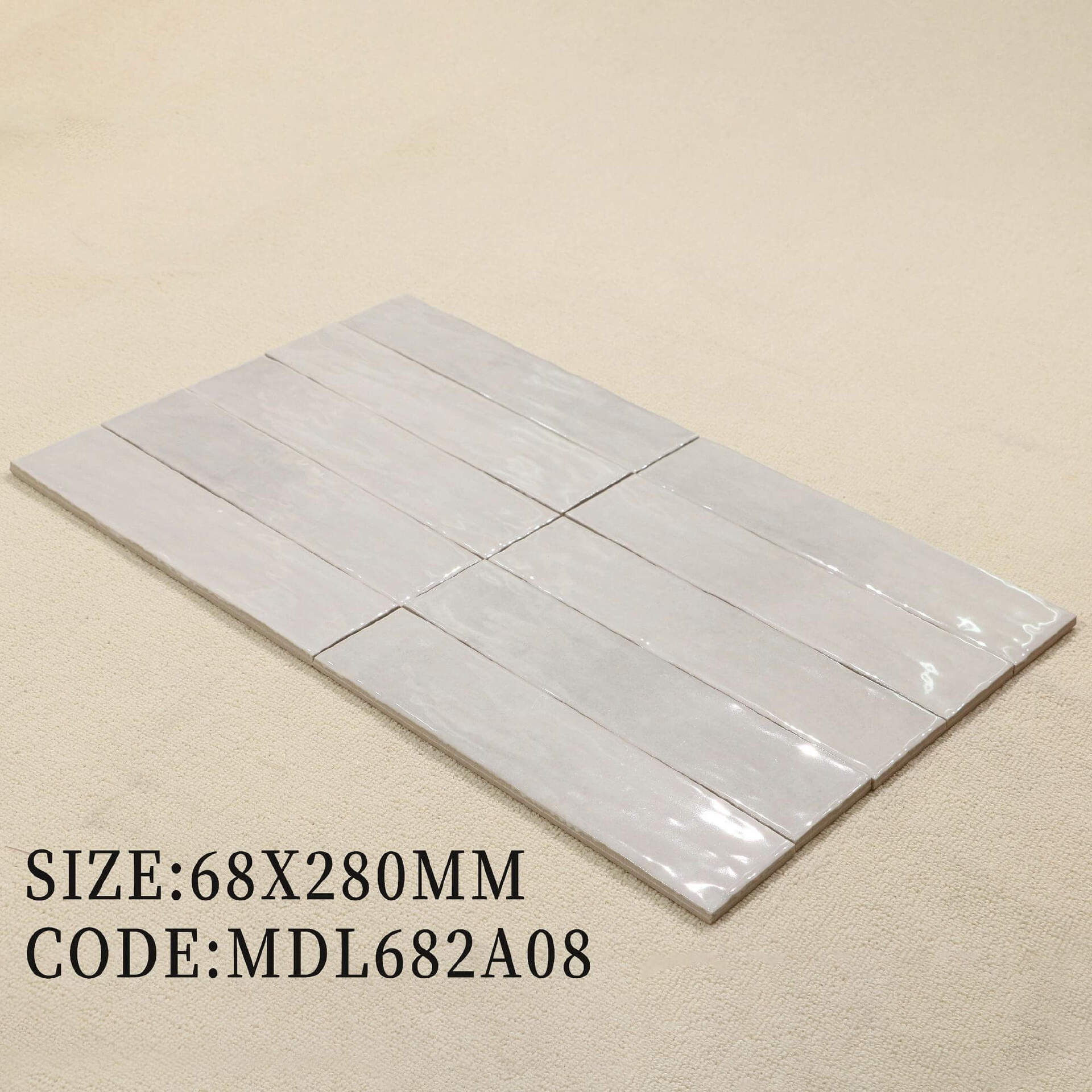 Viên gạch porcelain Amazon 68x280mm chụp chính diện