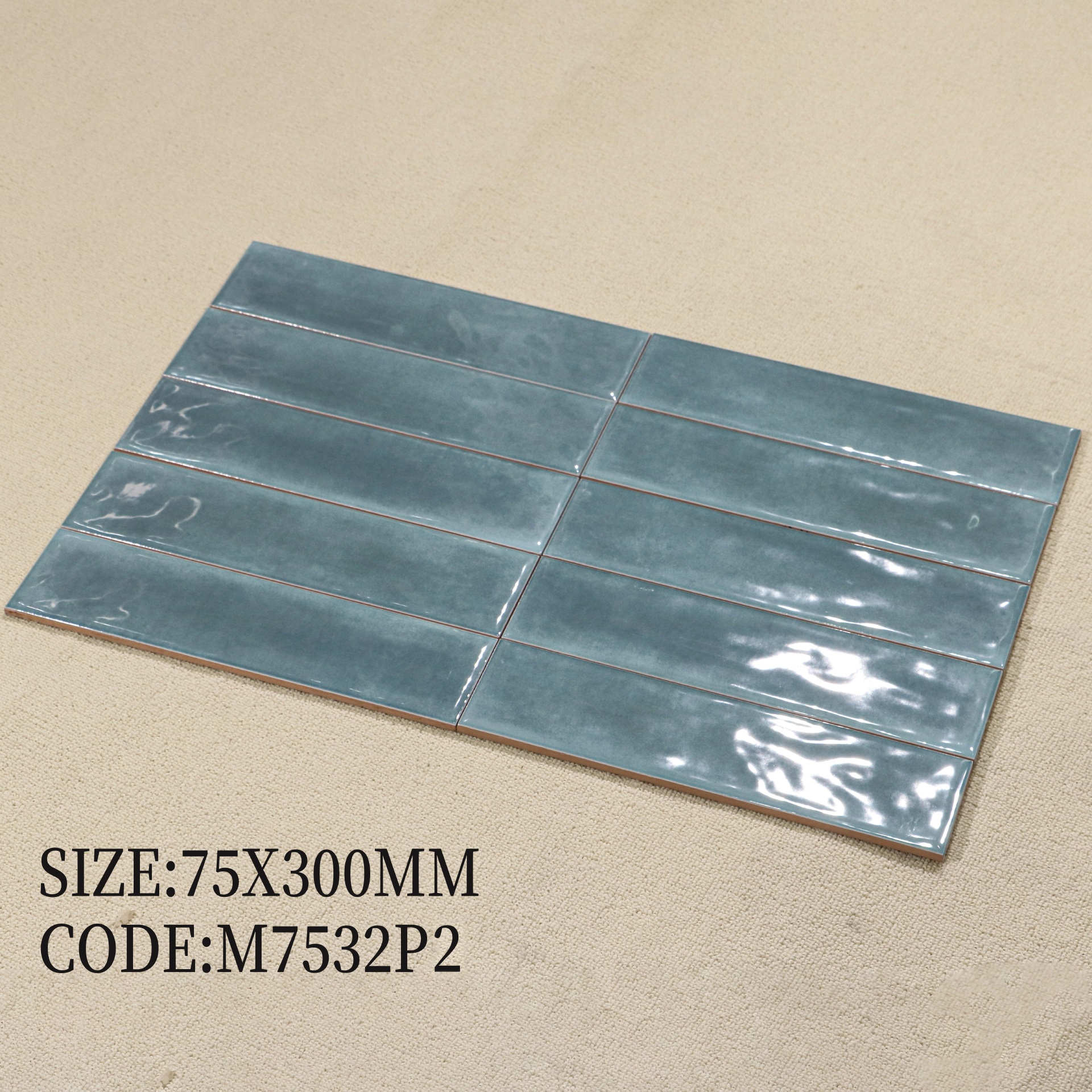 Cận cảnh sóng bề mặt và độ bóng men của viên 75x300mm