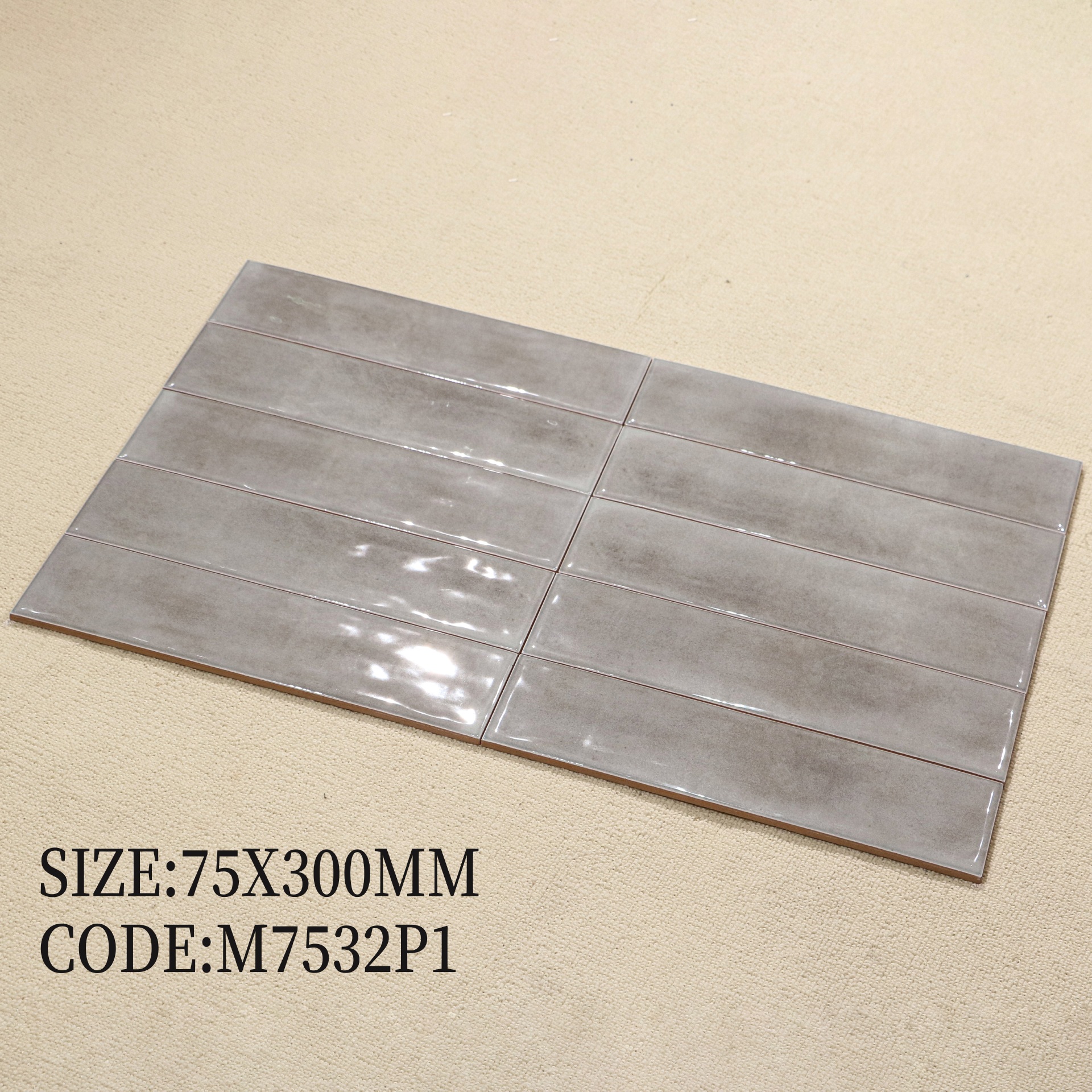 Dải chín mã màu gạch thẻ ceramic 75x300mm xếp cạnh nhau