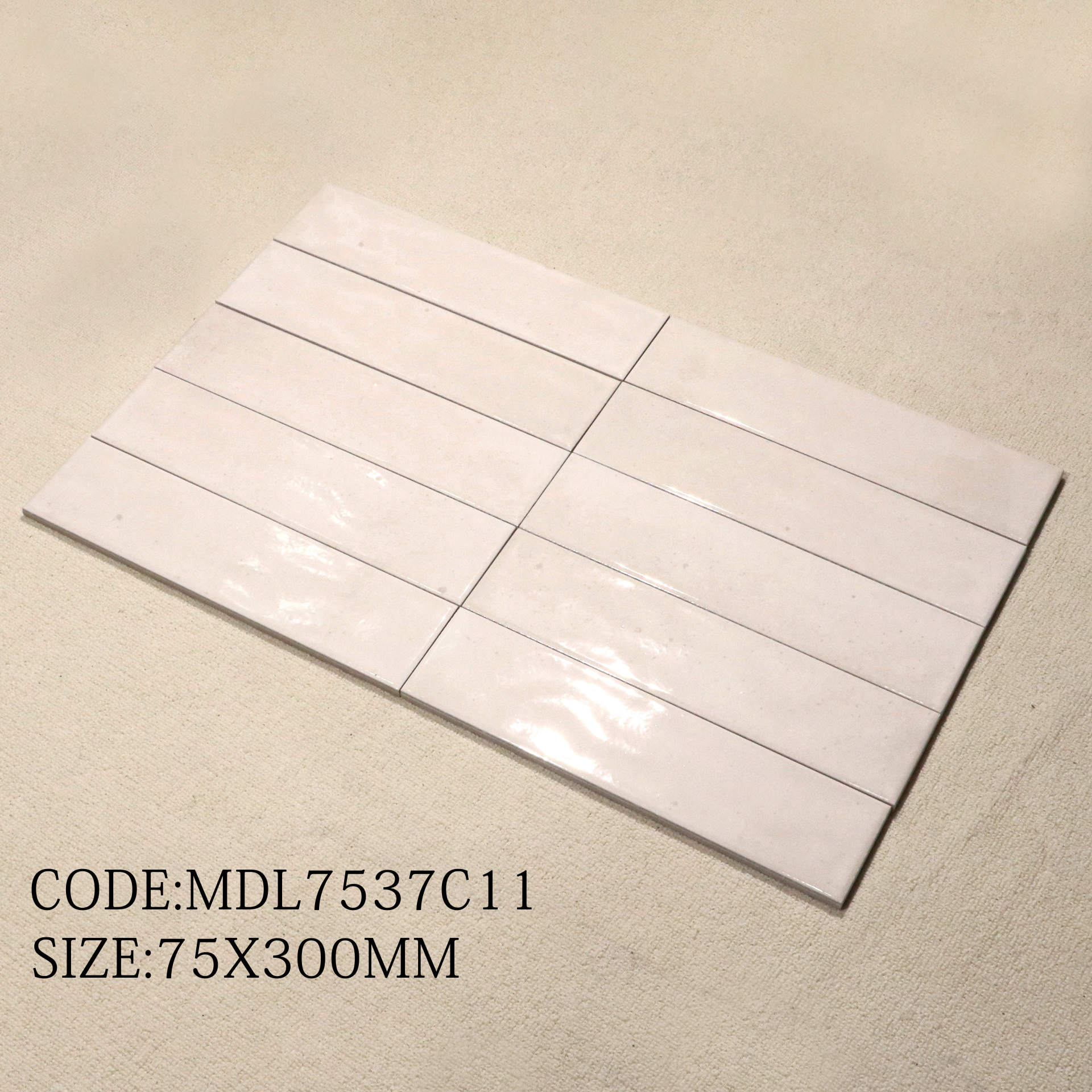 Gạch porcelain CLAN SERIES 75x300mm chụp chính diện nguyên viên
