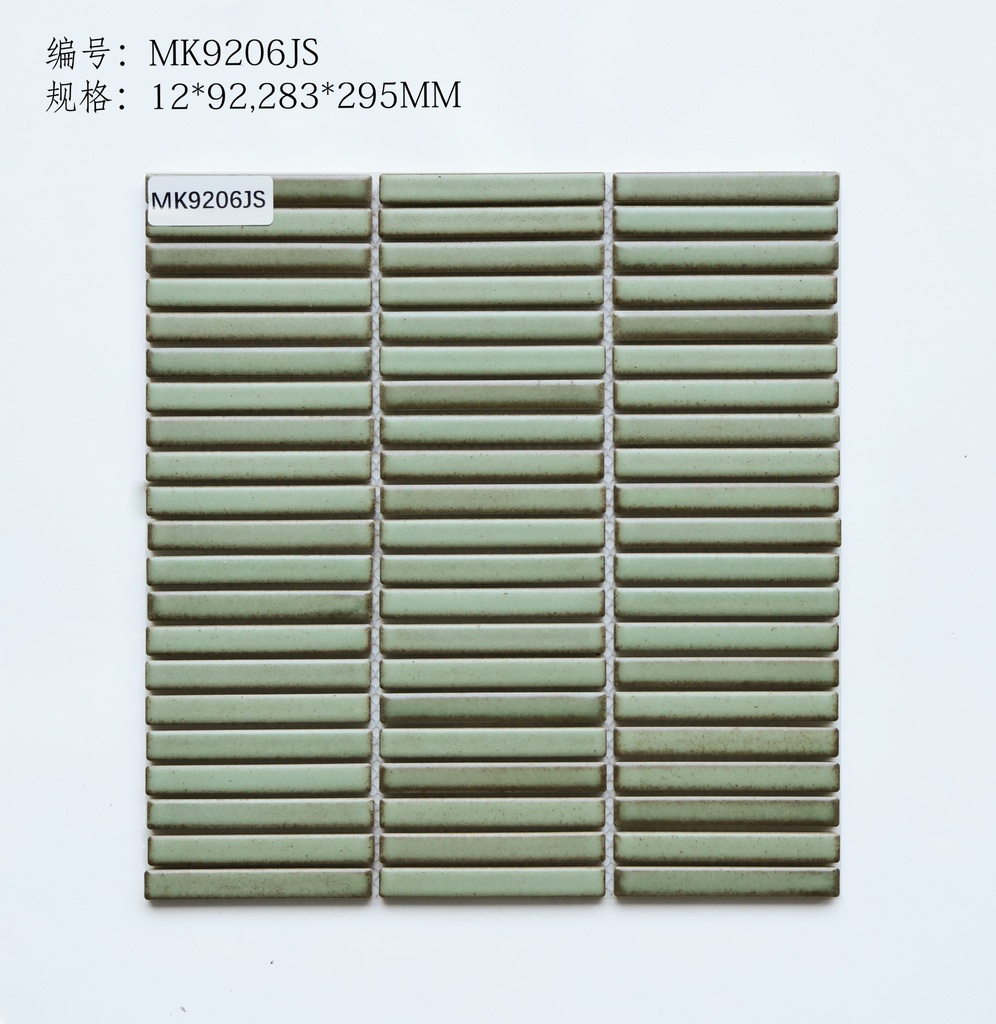 Tường bếp ốp mosaic thanh cong 12x92mm tông xanh rêu