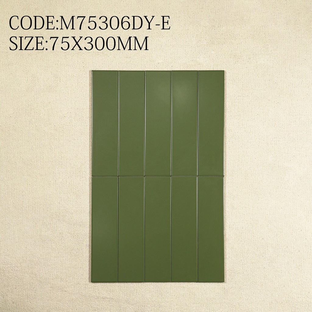 Viên gạch thẻ ceramic 75x300mm chụp chính diện trên nền sáng