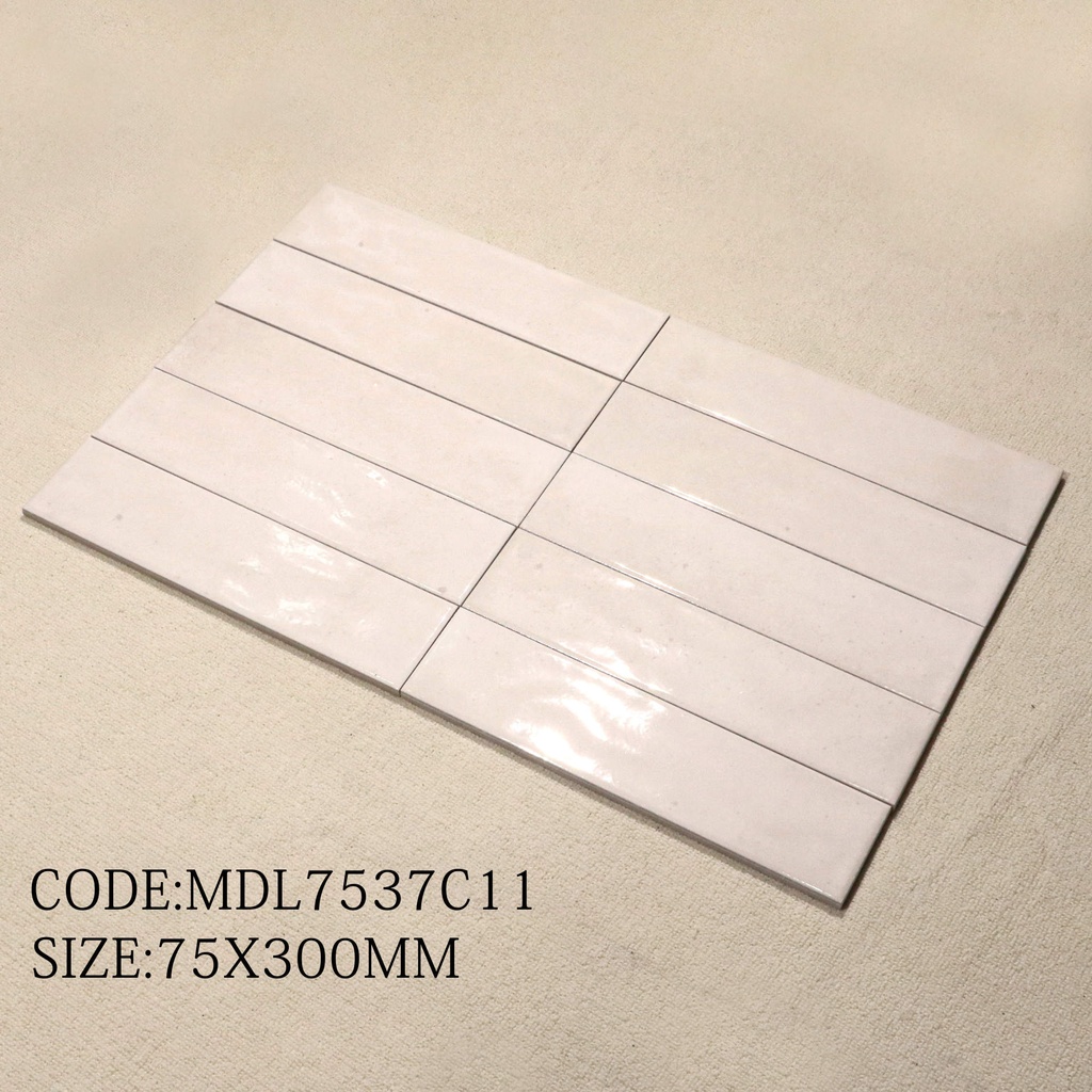 Gạch porcelain CLAN SERIES 75x300mm chụp chính diện nguyên viên