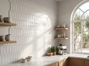Gạch ceramic hình thoi 75x300mm chụp chính diện nguyên viên