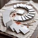 Cận cảnh gợn sóng khuôn và cạnh lượn hữu cơ của viên 100x100mm