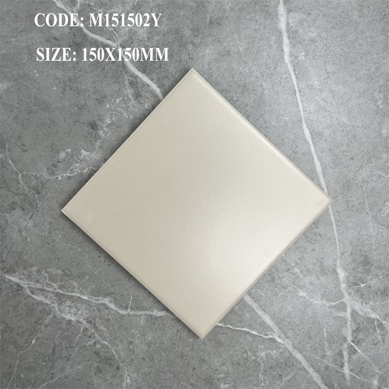 Gạch ceramic vuông 150x150mm men mờ chụp chính diện