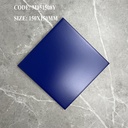 Gạch ceramic vuông 150x150mm men mờ chụp chính diện