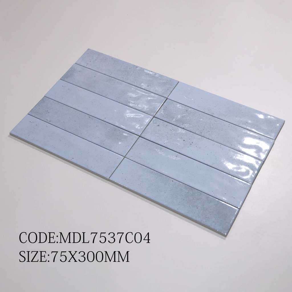 Tường trang trí ốp gạch CLAN SERIES 75x300mm xếp so le