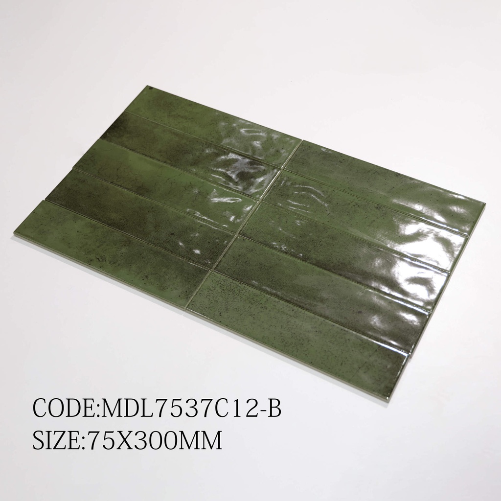Tường trang trí ốp gạch CLAN SERIES 75x300mm xếp so le