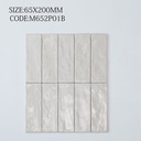 Cận cảnh men satin đọng trong rãnh gợn sóng